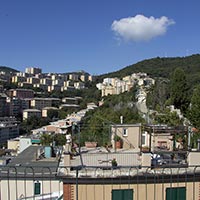 Panorama delle alture di Genova dalle finestre del b&b
